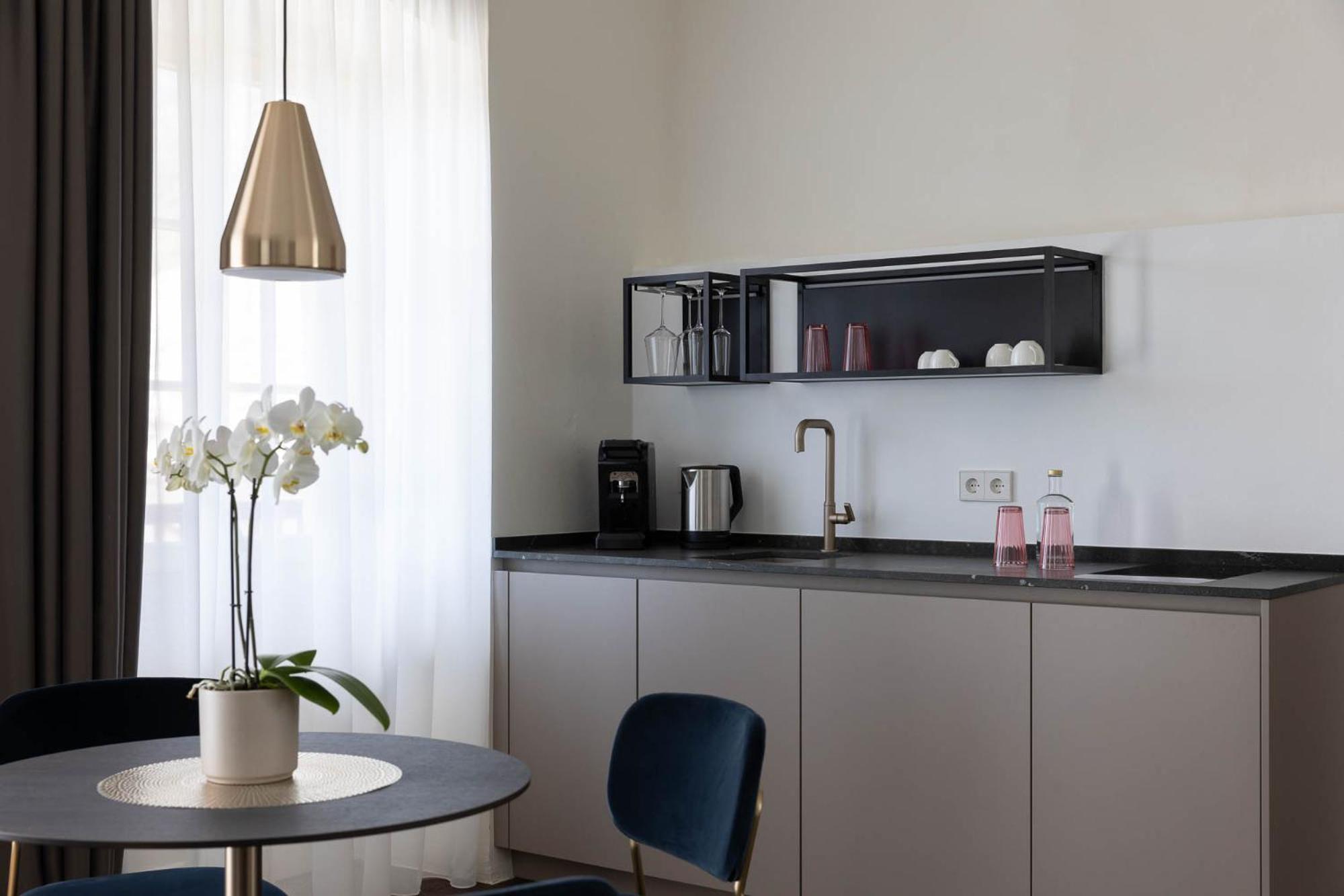 Ansitz Battisti Suites (Adults Only) Caldaro Quarto foto